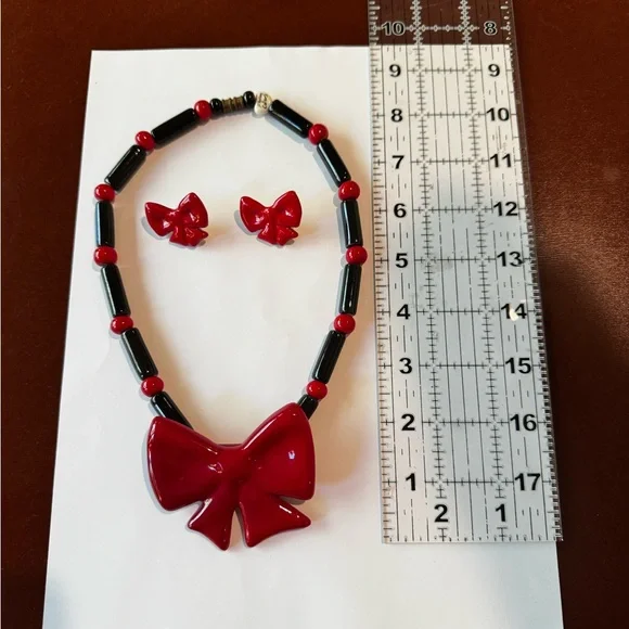 Elegant Red and Black Bow Jewelry Set - Picture 1 of 1